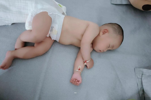 阿坝宝宝多久会抬头 阿坝宝宝多久会抬头